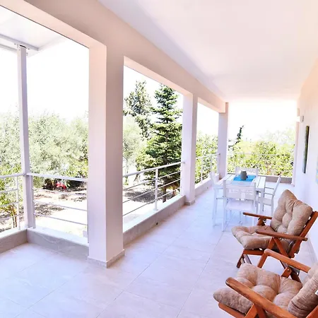 Ferienhaus Adams PalaiónTsiflíkion