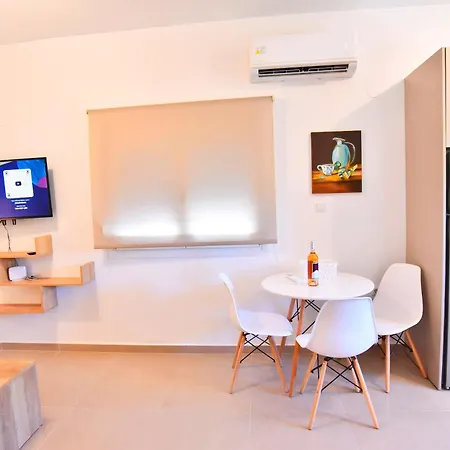 Adams PalaiónTsiflíkion