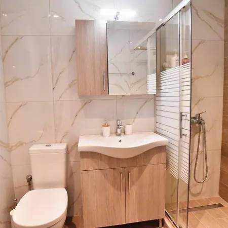 Adams PalaiónTsiflíkion