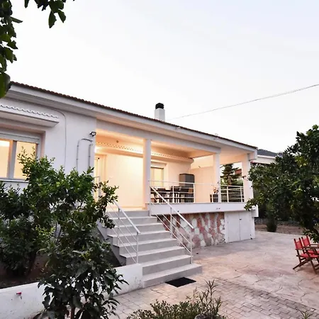 Ferienhaus Adams PalaiónTsiflíkion