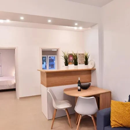 Adams Ferienhaus PalaiónTsiflíkion