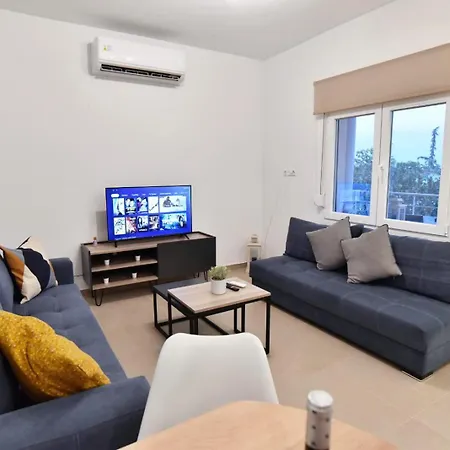 Adams Ferienhaus PalaiónTsiflíkion