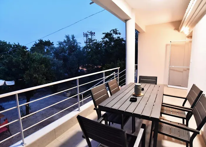 Adams Prázdninový dům *