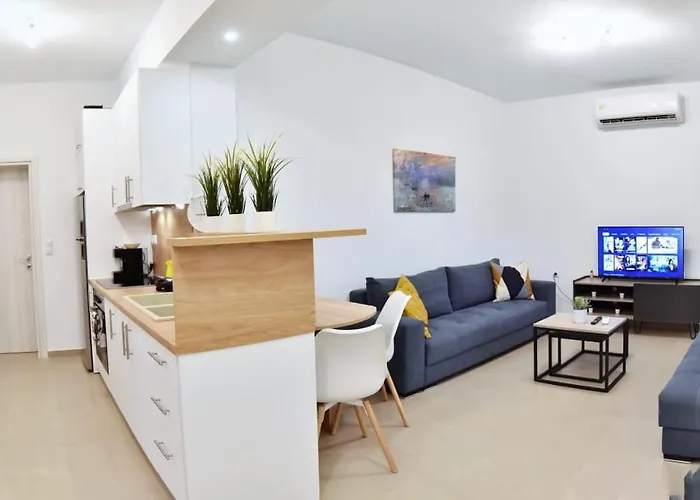 Tatil Evi Adams PalaiónTsiflíkion